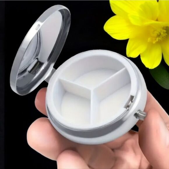 Daffodil Mosaic Pill Box Medicine Mini Steel Case Mirrored Travel Purse Size NWT - Picture 3 of 5